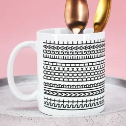 Tasse 'Ist mir doch egal' | Kaffeetasse mit versteckter Botschaft als lustiges Geschenk