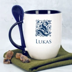 Tasse mit Monogramm