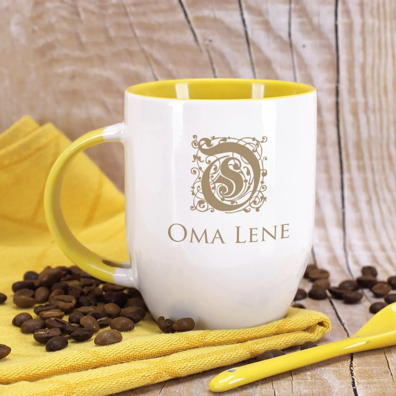Tasse mit Monogramm