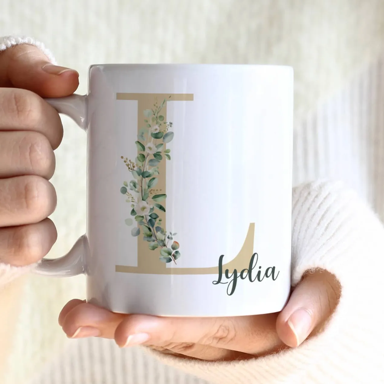 Tasse mit Name & Monogramm in Tassentasche mit Eukalyptus-Motiv