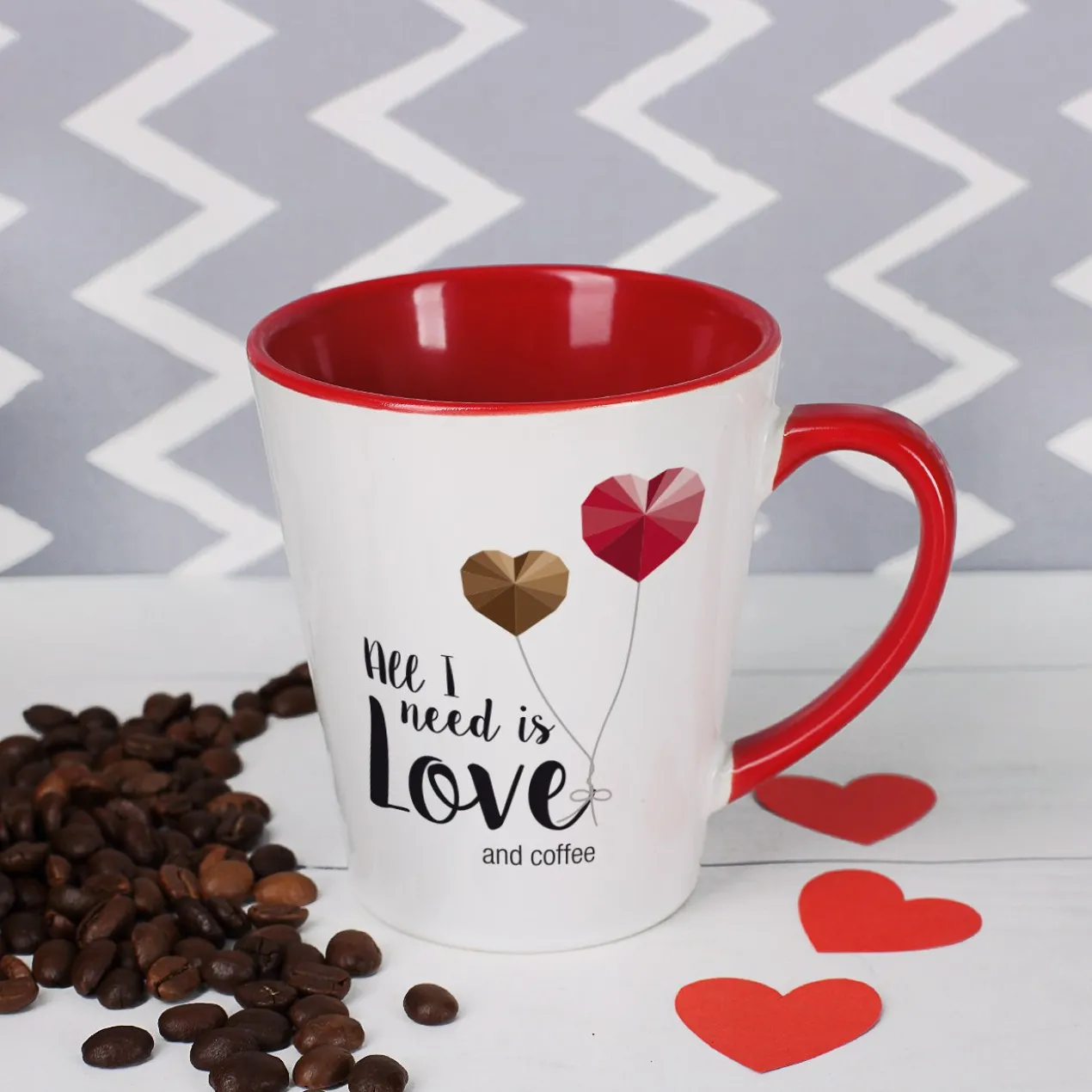 Tasse mit Wunschtext und Herzen | All I need is Love
