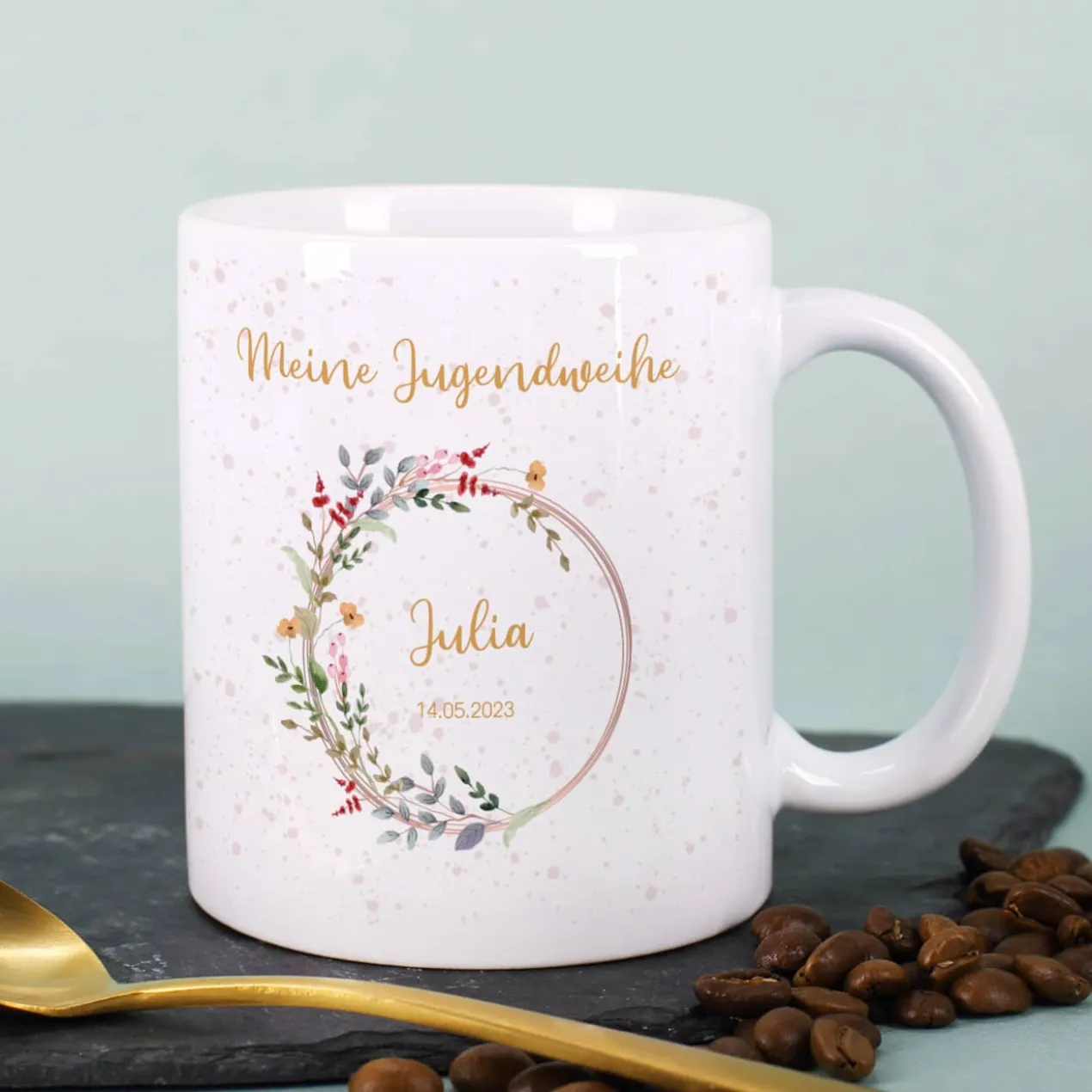 Tasse zur Jugendweihe mit Wildblumenmotiv im Watercolor Stil mit Name und Datum