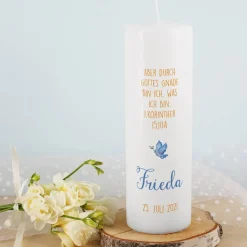 Taufkerze Taube mit Ölzweig, Name, Datum und Taufspruch