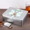 Teebox zu Weihnachten mit Ihrem Wunschnamen und Rentiermotiv bedruckt