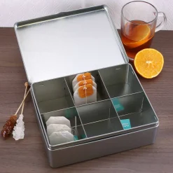 Teebox zu Weihnachten mit Ihrem Wunschnamen und Rentiermotiv bedruckt