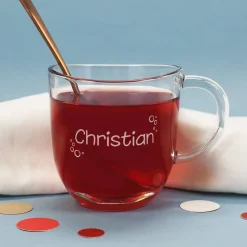 Teeglas mit Namensgravur und Kreisen