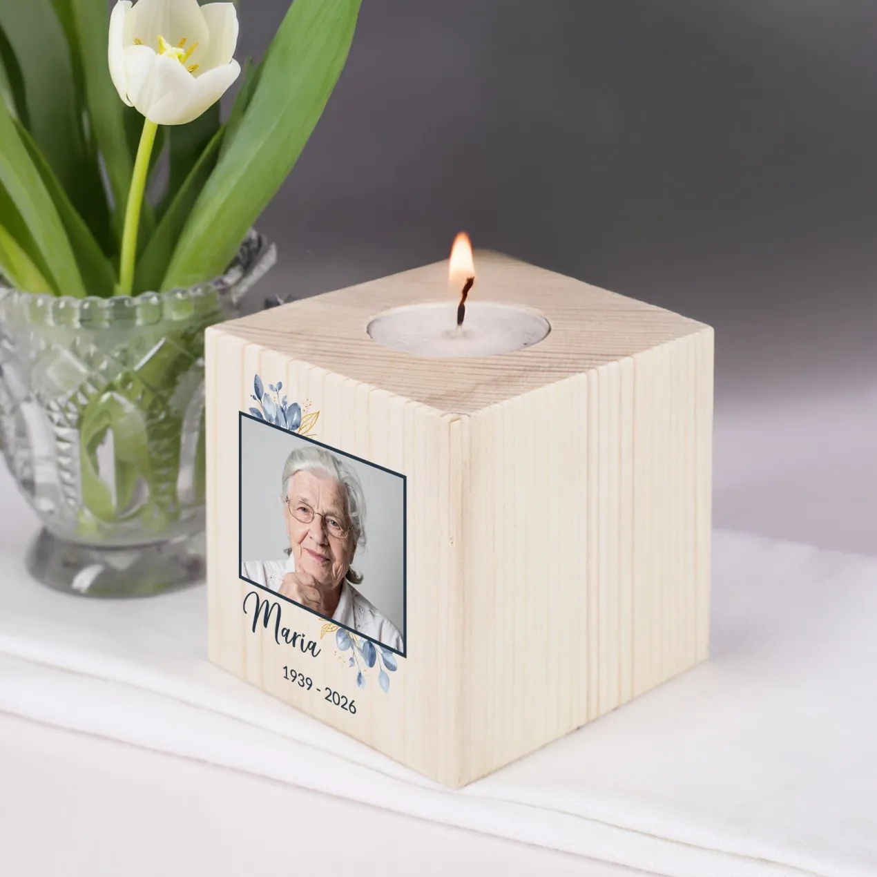Teelichthalter als Trauerkerze mit Foto, Name & Datum | Personalisiert
