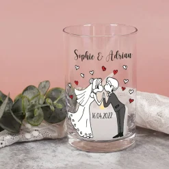 Teelichthalter aus Glas zur Hochzeit mit Brautpaar, Namen und Datum