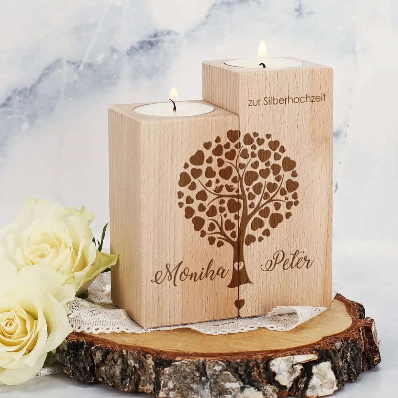 Teelichthalter aus Holz mit Herzbaum, Namen und Datum, 2er Set