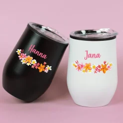Thermobecher personalisiert mit Name und Blumenmotiv in schwarz oder weiß | Geschenk für Frauen