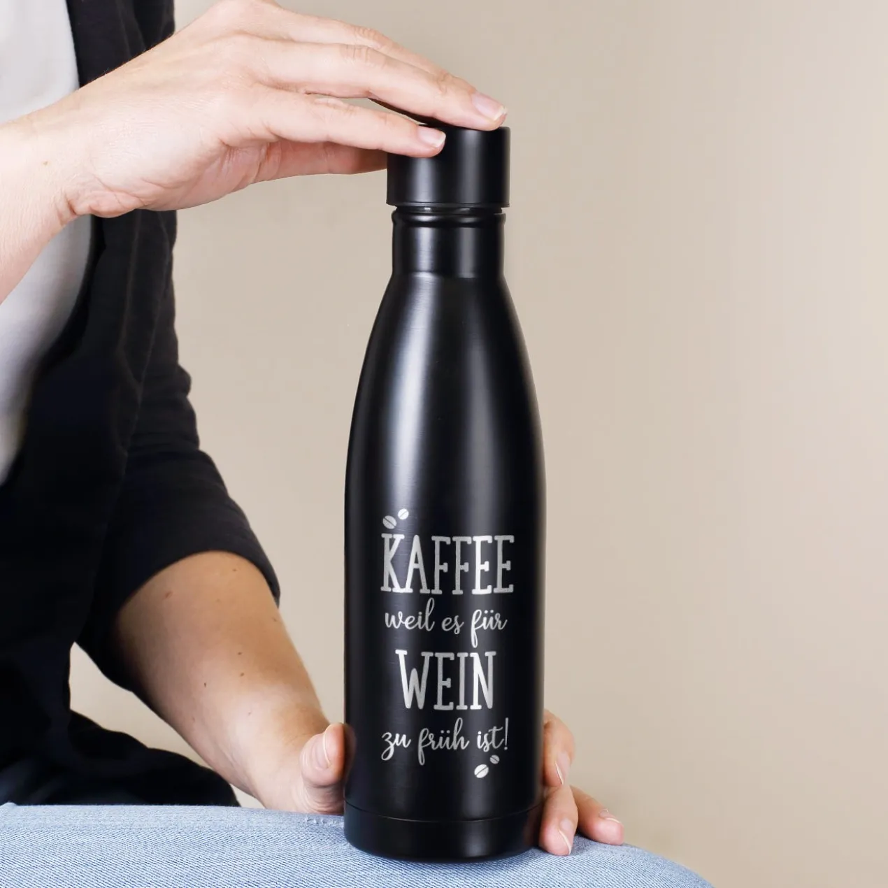 Thermosflasche mit Kaffeemotiv und Wunschtext