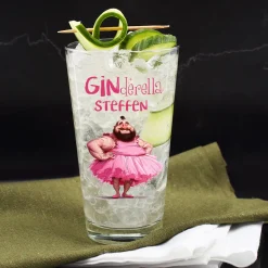 Trinkglas 'Ginderella' mit Name personalisiert | Gin Tonic Glas als lustiges Geschenk für Männer
