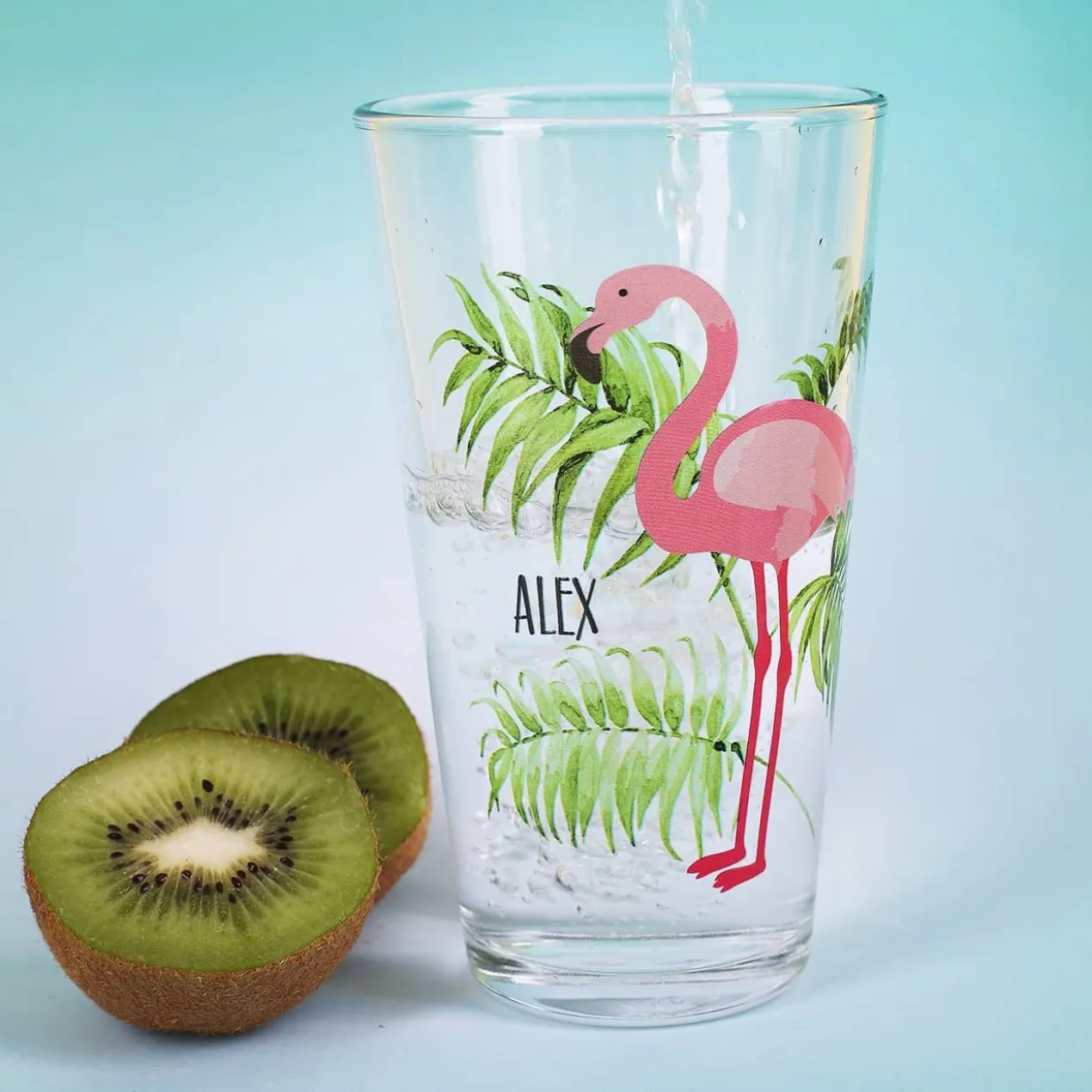 Trinkglas -Tropical- mit Flamingo und Name