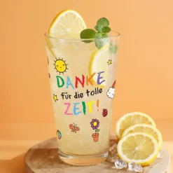 Trinkglas zum Abschied für Erzieher "Danke für die tolle Zeit!" mit Wunschtext und buntem Motiv