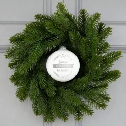 Türkranz & Wandschmuck mit personalisierter Christbaumkugel in Rot oder Weiß | Weihnachtsdeko