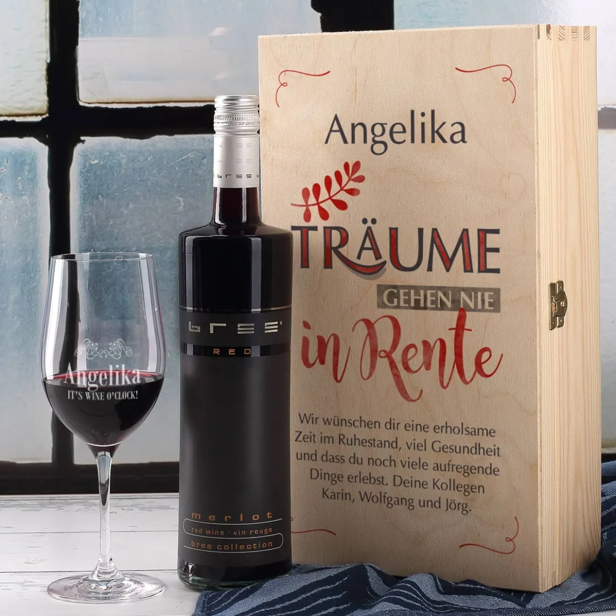 Träume gehen nie in Rente - Wein-Set mit graviertem Glas