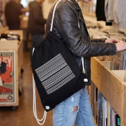 Turnbeutel 'Ich hasse Menschen' als lustiges Geschenk | BIO Rucksack mit versteckter Botschaft Schwarz