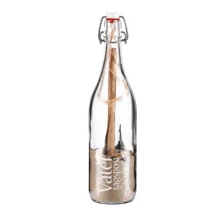 Vatertagspost in gravierter Flasche mit Dekoration