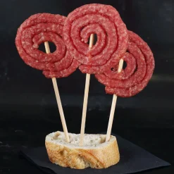 Vatertagssnack Mini Salamiherzen oder Lollies mit Name auf dem Etikett