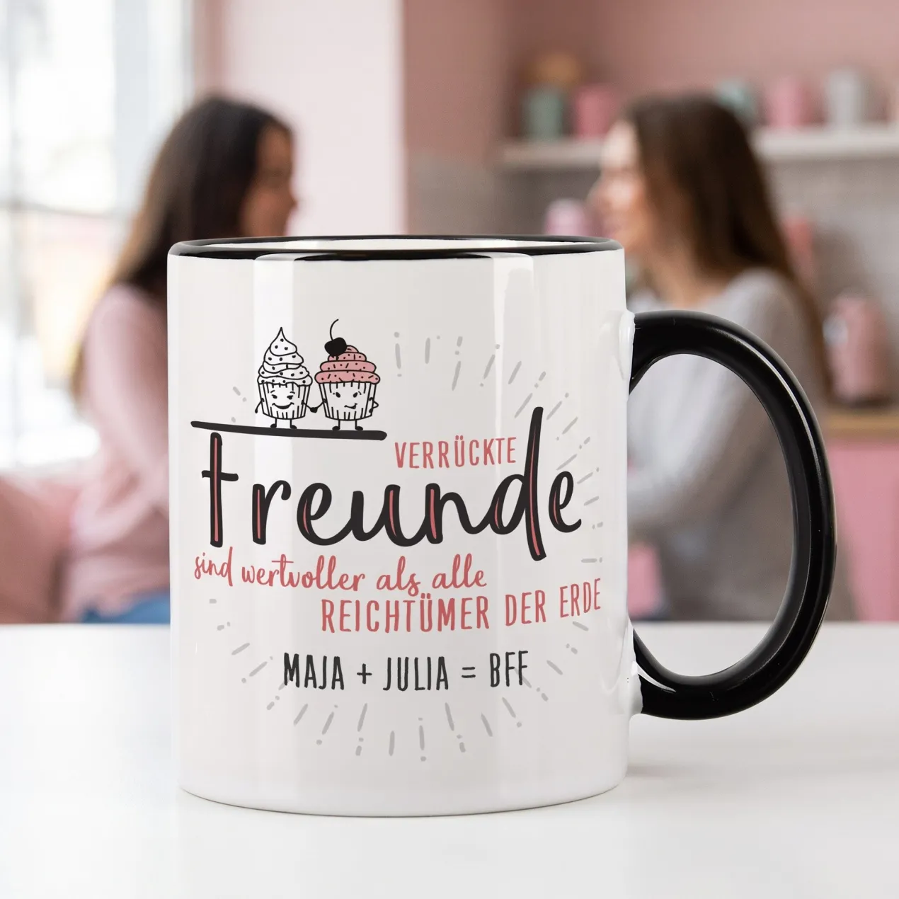 Verrückte Freunde - Tasse mit Wunschtext für beste Freundinnen & Freunde