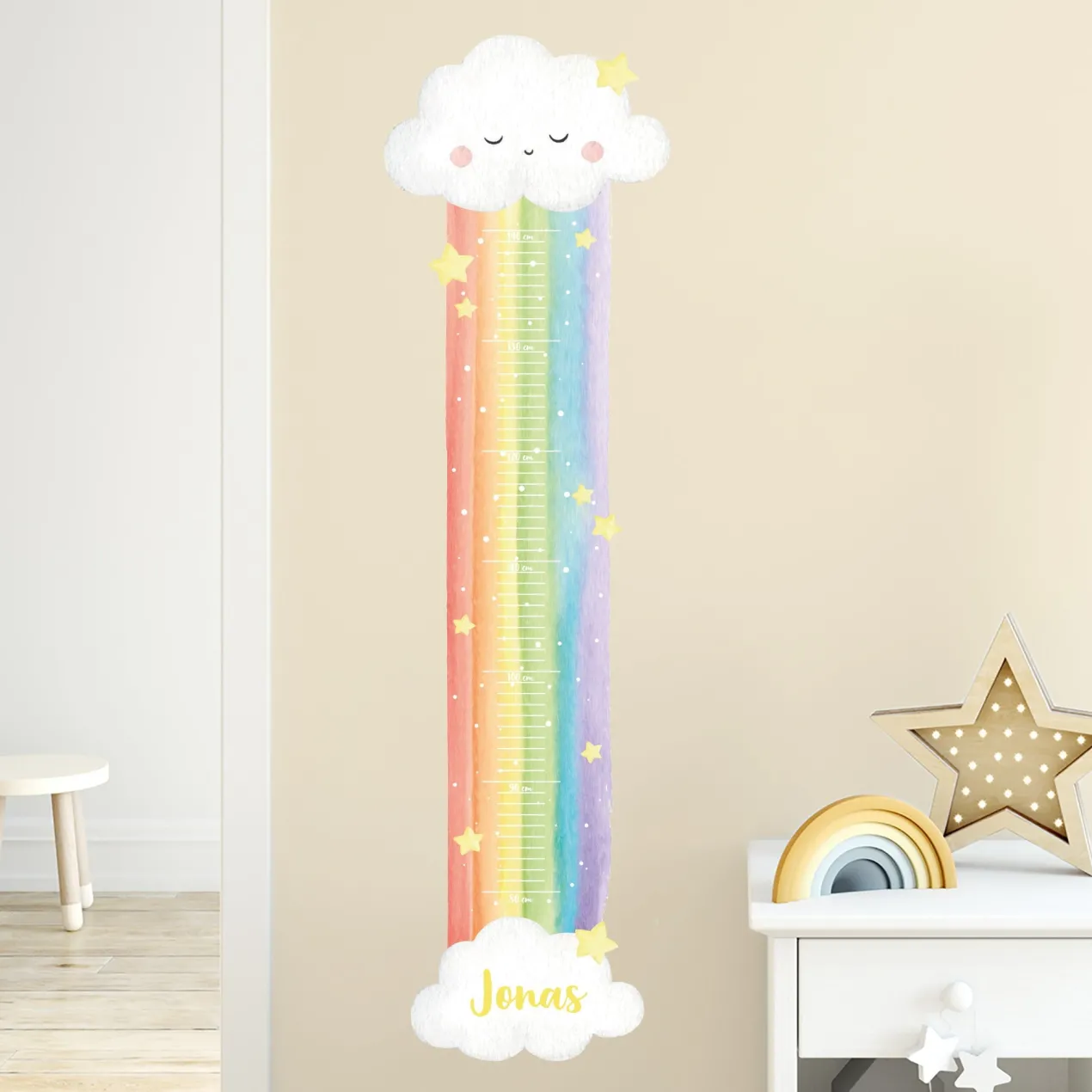 Wandtattoo Messlatte Regenbogen mit Namensaufdruck für Kinderzimmer