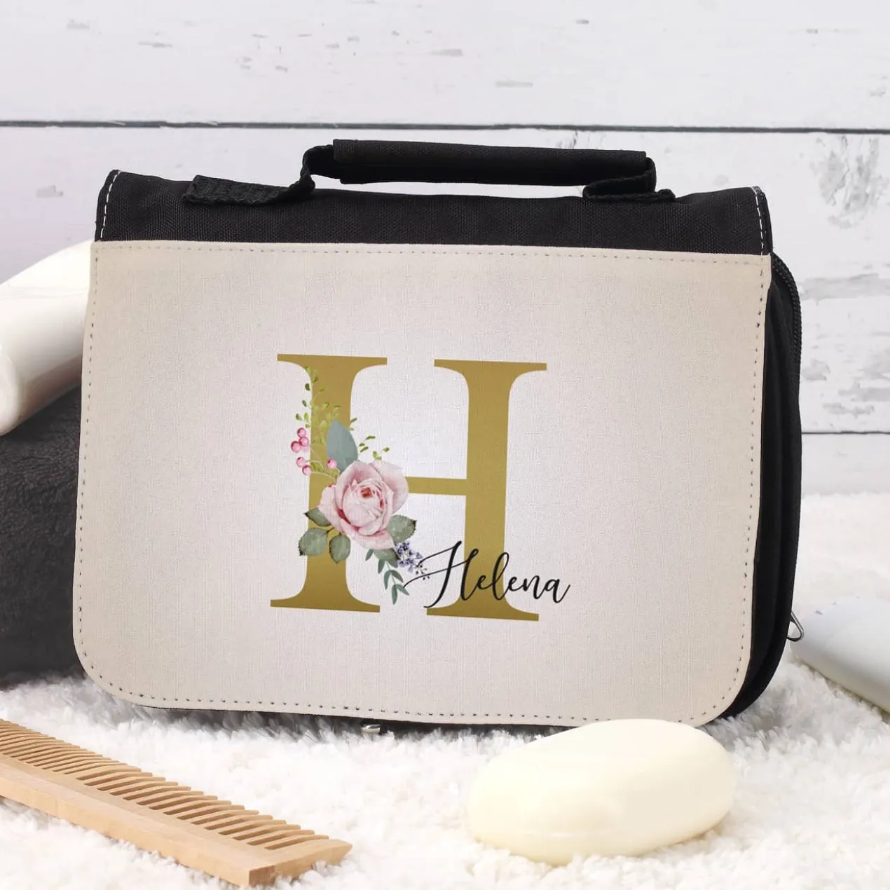 Waschtasche mit Rosen-Monogramm und Name