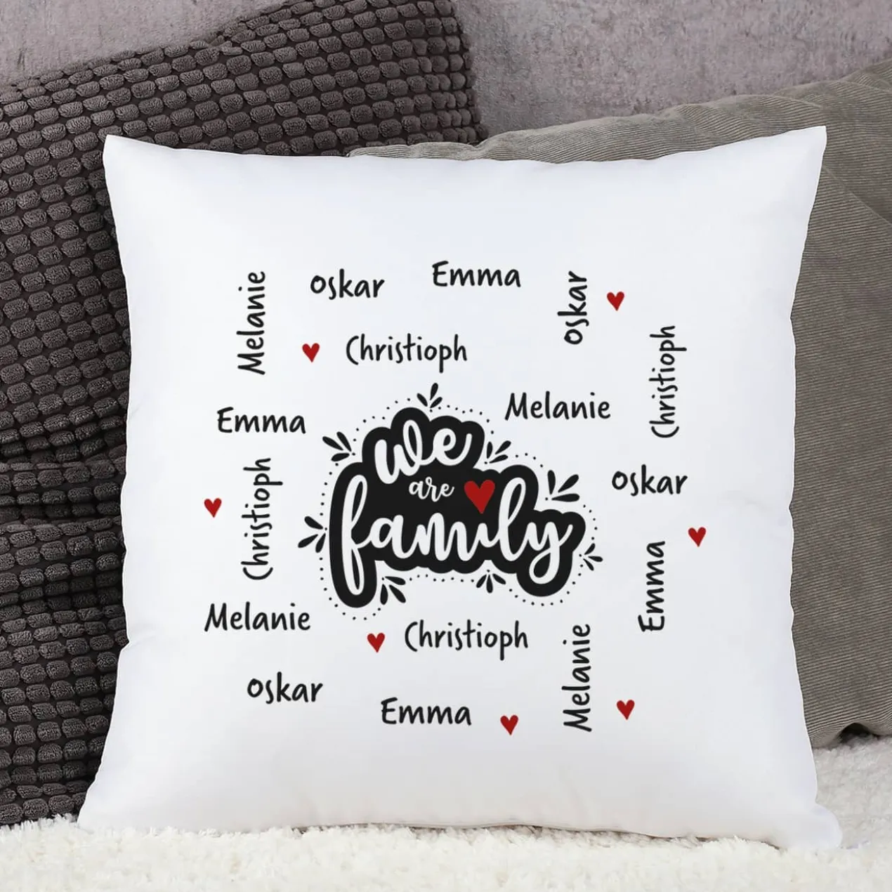 We are family - Kissen mit vier Namen