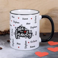We are family - Tasse mit vier Namen