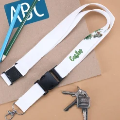 Weißes Schlüsselband mit kleinem Koala als Motiv und Wunschname