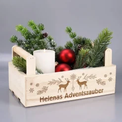 Weihnachtliche Holzkiste mit 2 Griffen und festlicher Gravur