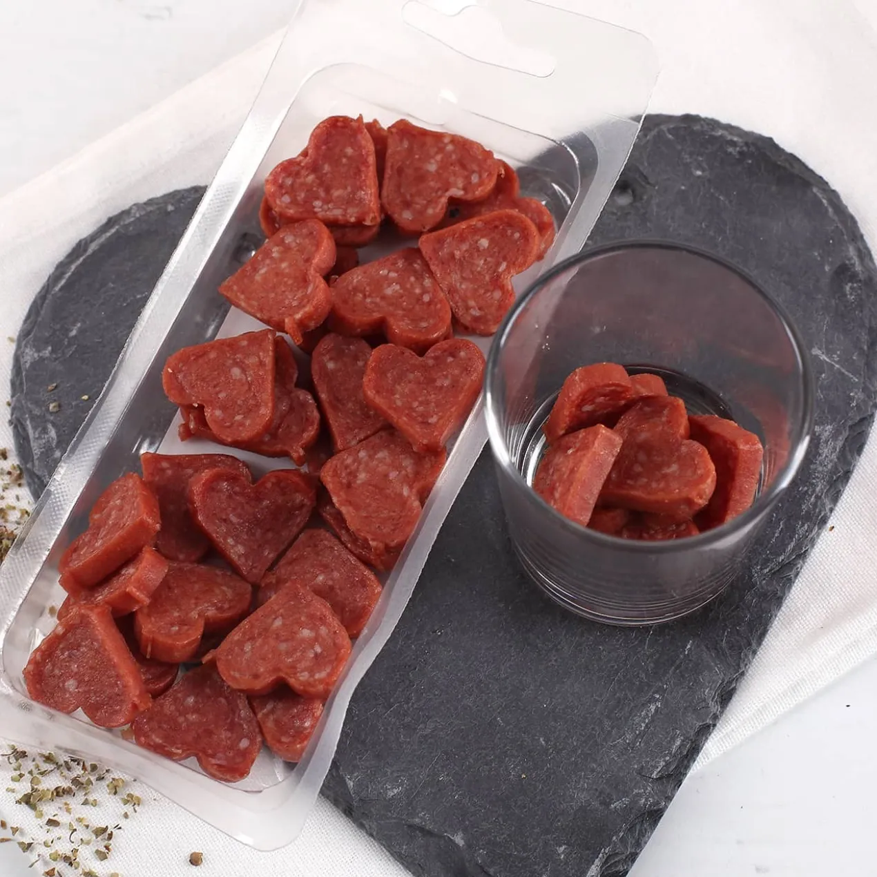 Weihnachtspralinen - Salami Herzen für Männer