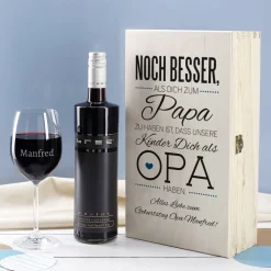 Weinflasche mit graviertem Glas und Holzbox für den besten Opa