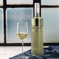 Wein - Geschenkset zum 35. Geburtstag mit graviertem Glas und Flasche