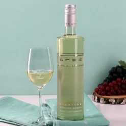 Wein - Geschenkset zum 30. Geburtstag aus Glas und Flasche in persönlicher Holzbox
