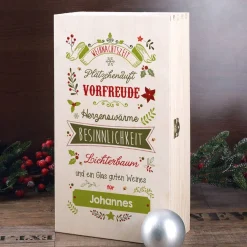Wein - Geschenkset zu Weihnachten mit graviertem Weinglas und Flasche in bedruckter Holzbox