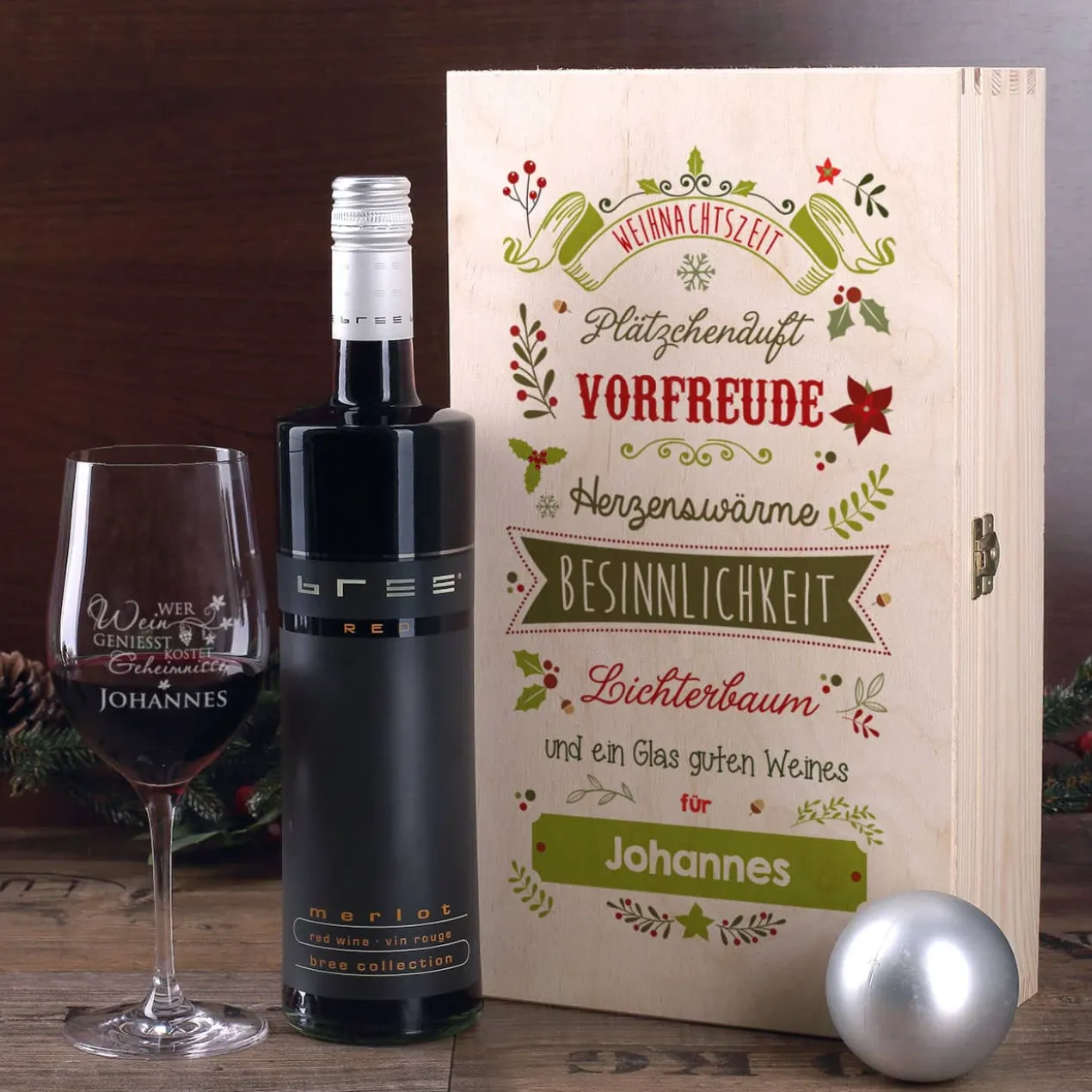 Wein - Geschenkset zu Weihnachten mit graviertem Weinglas und Flasche in bedruckter Holzbox