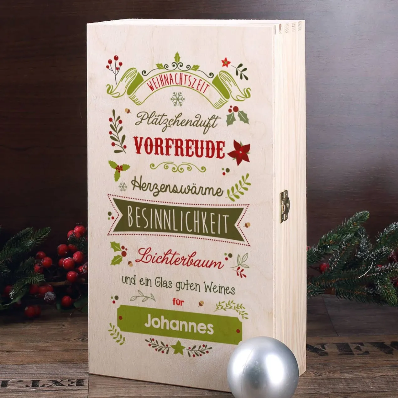 Wein - Geschenkset zu Weihnachten mit graviertem Weinglas und Flasche in bedruckter Holzbox