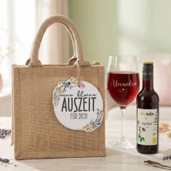 Weinset - Auszeit für dich - mit Biorebe Wein, graviertem Glas und Geschenktüte