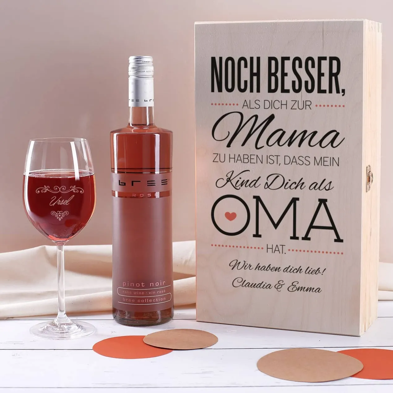 Weinset für die beste Oma mit graviertem Glas, BREE Wein und Holzbox