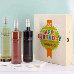 Weinset Happy Birthday in Holzbox mit Name und Alter