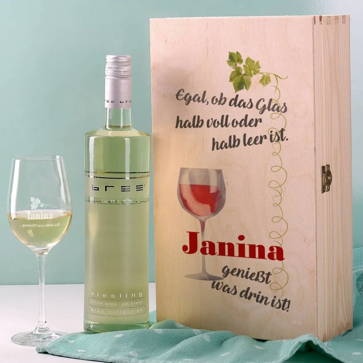 Wein-Set mit graviertem Glas - Egal, ob das Glas halb voll oder halb leer ist...
