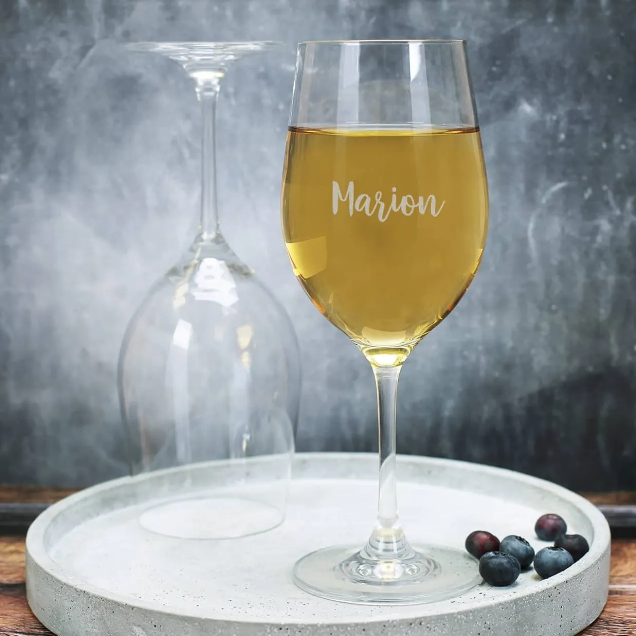 Weinset zum Ruhestand mit Maybachwein und graviertem Glas