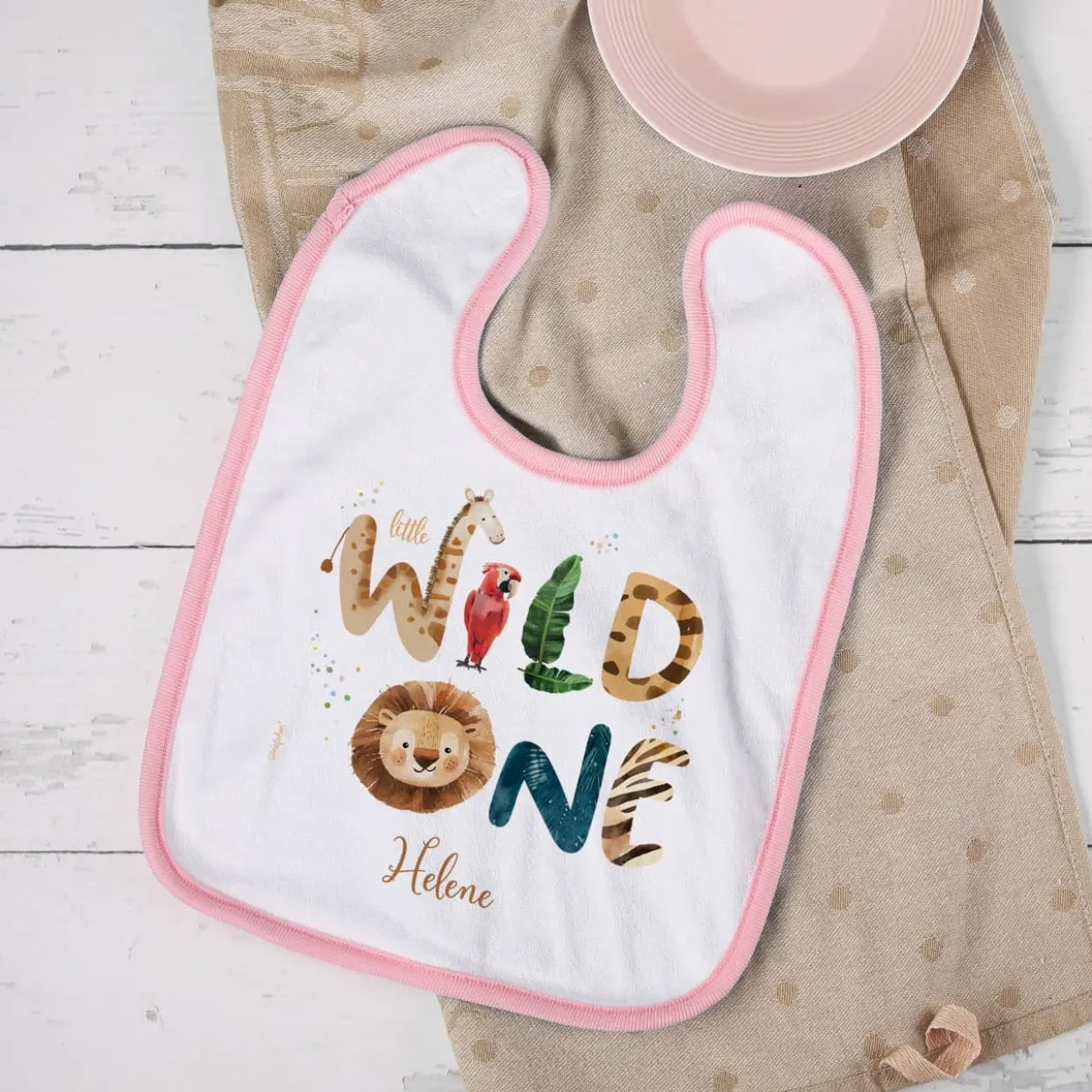 Weiß/rosa Lätzchen - little Wild One - mit Wildtieren und Name