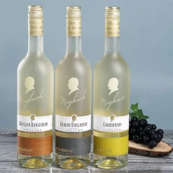 Weißwein Geschenkset zur Silberhochzeit mit Maybach und 2 gravierten Gläsern