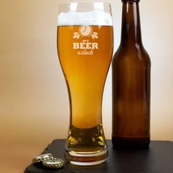Weizenbierglas Beer o'clock mit Namensgravur in zwei Größen