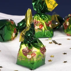 Wenn Schneeflocken Küsse wären - Pralinenherz in zwei Geschmackssorten