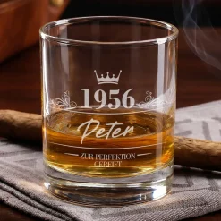 Whiskey Glas mit Gravur als Geschenk zum Geburtstag | Whiskyglas personalisiert mit Name, Jahr & Krone