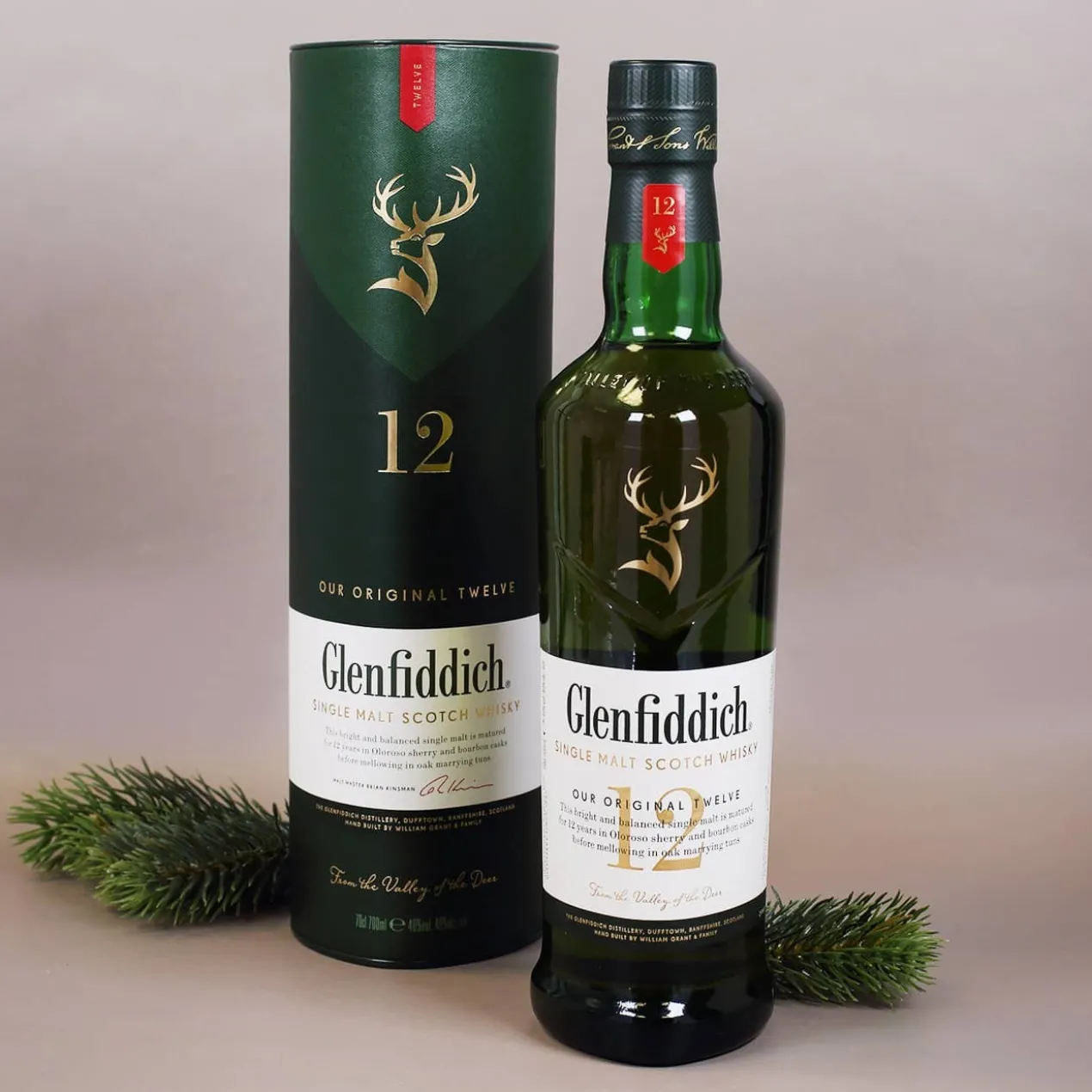 Whisky Geschenkset zu Weihnachten mit Name, Wunschtext und Weihnachtsstrickpullover Motiv