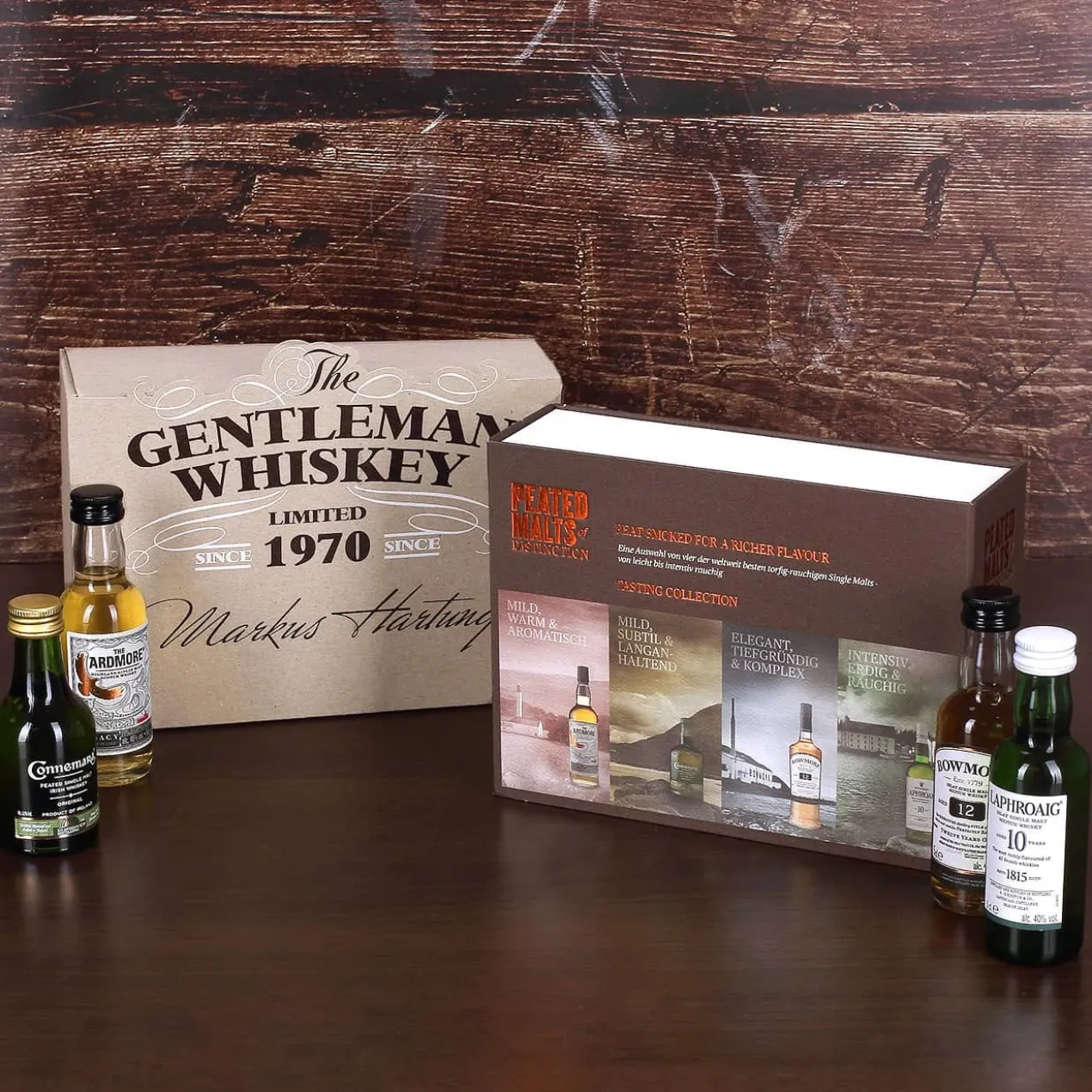 Whisky-Set mit 4 torfigen Single Malts in bedruckter Geschenkverpackung mit Wunschname