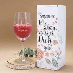 Wie schön, dass es Dich gibt - Duftkerze im Weinglas mit Verpackung